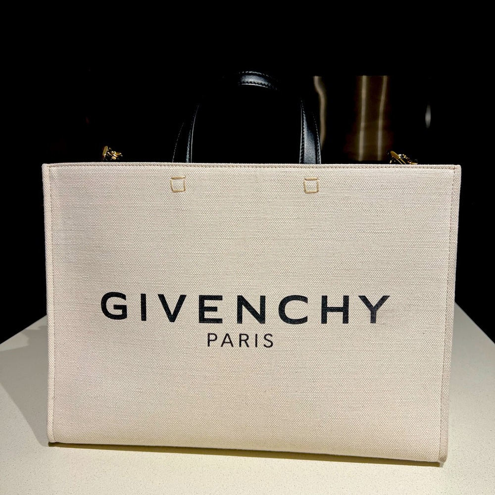 Givenchy Médium G-Tote